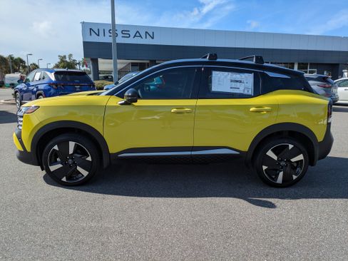 New 2026 Nissan Kicks SR image 7