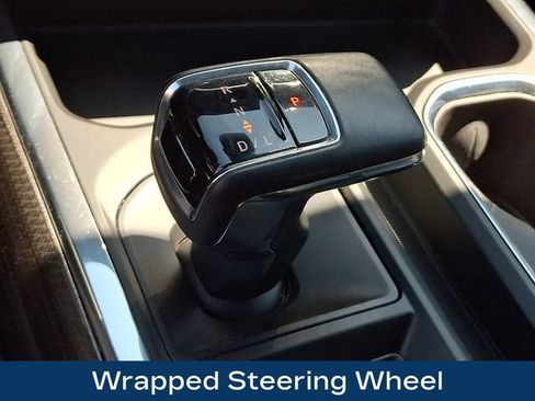 Used 2023 Chevrolet Silverado 1500 LT w/ Z71 Off-Road Package AWD/4WD image 11