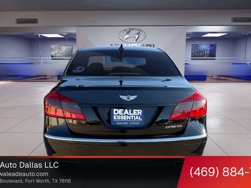 Used 2014 Hyundai Genesis 3.8 RWD image 1