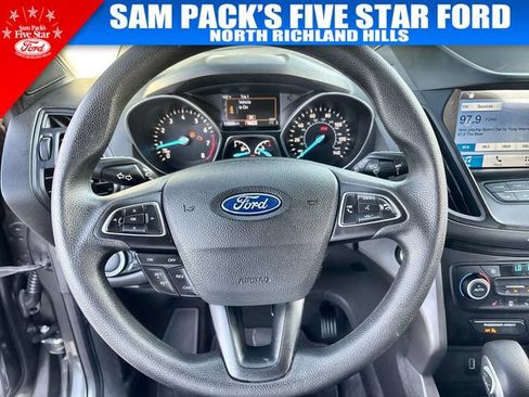 Used 2019 Ford Escape SE FWD image 23