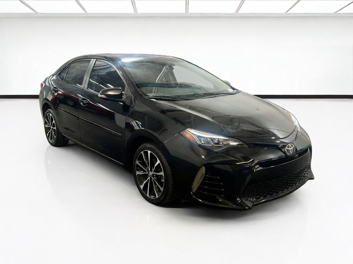 Used 2018 Toyota Corolla SE FWD image 3