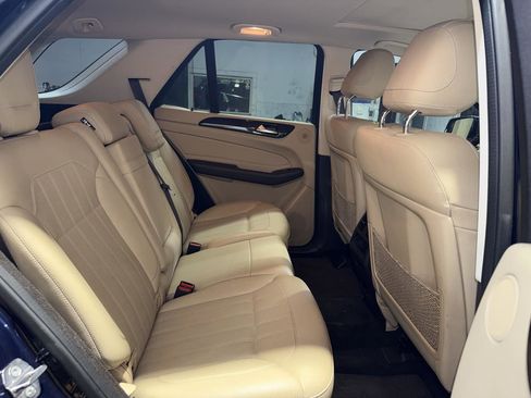 Used 2018 Mercedes-Benz GLE 350 w/ Premium 1 Package image 27