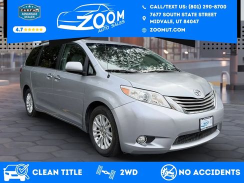 Used 2013 Toyota Sienna XLE image 1