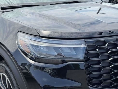 New 2026 Ford Explorer ST-Line AWD/4WD image 8