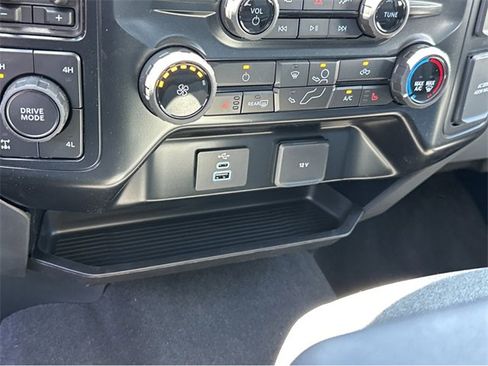 New 2025 Ford F350 XLT w/ Black Appearance Package image 30