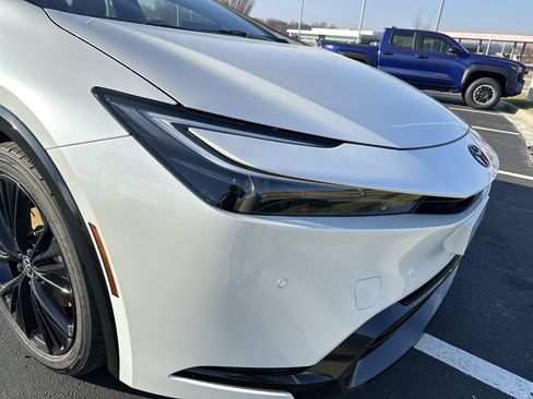New 2026 Toyota Prius Nightshade image 11