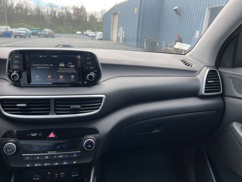 Used 2021 Hyundai Tucson Sport AWD/4WD image 16