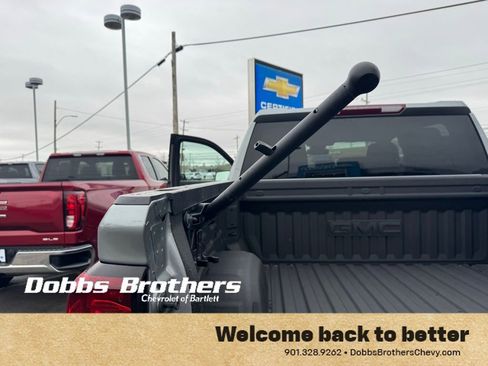 Used 2025 GMC Sierra 1500 AT4 image 45