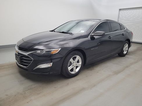 Used 2019 Chevrolet Malibu LS image 2