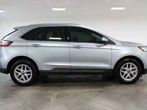 Used 2022 Ford Edge SEL w/ Convenience Package image 11