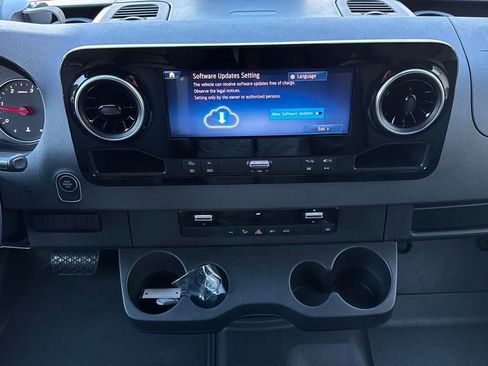 New 2025 Mercedes-Benz Sprinter 3500 image 18