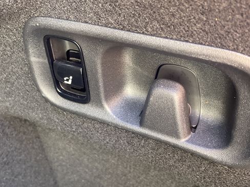 Certified 2025 Mercedes-Benz C 300 4MATIC Sedan image 12