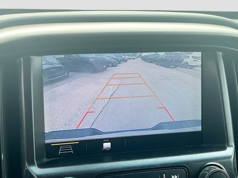 Used 2019 Chevrolet Colorado Z71 AWD/4WD image 13
