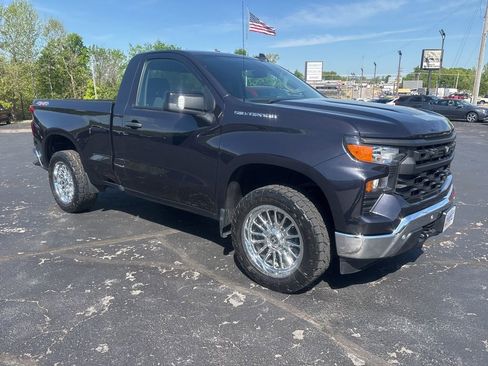 Used 2024 Chevrolet Silverado 1500 W/T w/ WT Value Package image 6