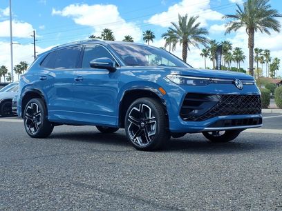 New 2026 Volkswagen Tiguan SEL R-Line