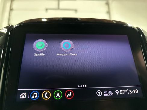 Used 2021 Chevrolet Traverse Premier w/ Redline Edition image 28