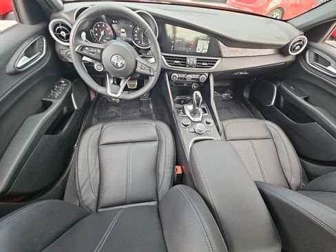 Used 2022 Alfa Romeo Giulia Sprint image 14