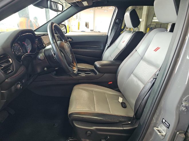 Used 2023 Dodge Durango R/T w/ Tow 'N Go Package AWD/4WD image 11