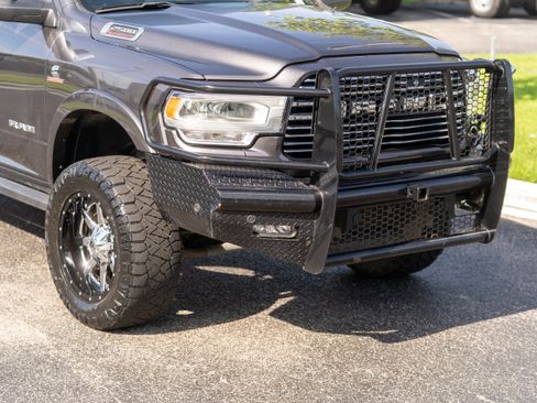 Used 2022 RAM 2500 Laramie AWD/4WD image 38
