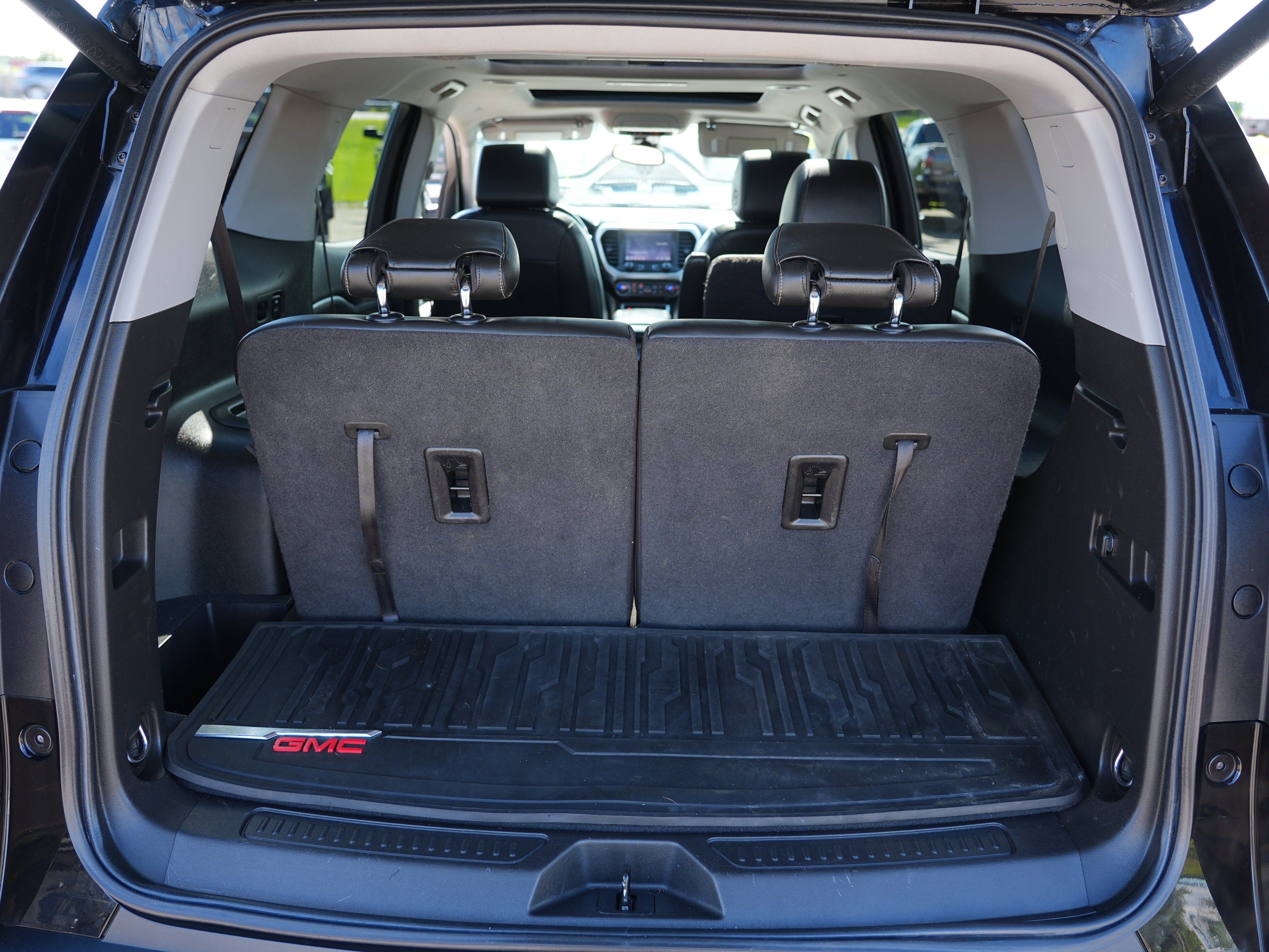Used 2021 GMC Acadia SLT w/ Preferred Package AWD/4WD image 30
