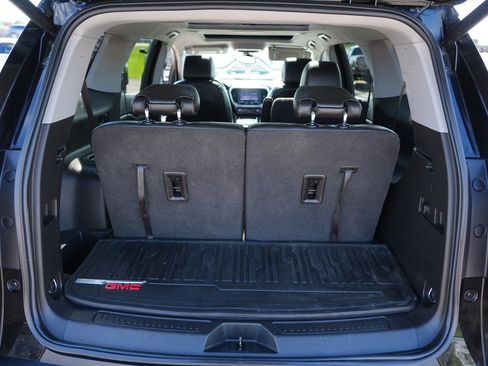 Used 2021 GMC Acadia SLT w/ Preferred Package AWD/4WD image 30