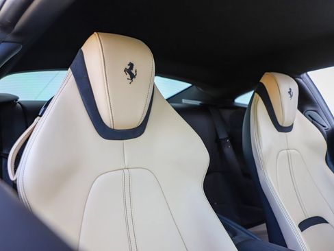 Certified 2023 Ferrari Roma RWD image 6