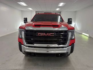 Used 2024 GMC Sierra 3500 Pro w/ Convenience Package video 2