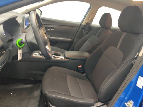 Used 2024 Nissan Sentra SV image 17