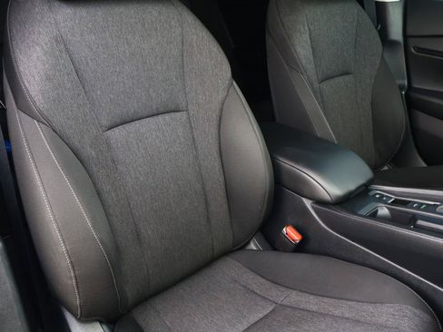 Used 2025 Honda Accord SE image 17