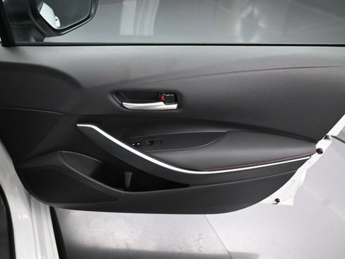 Certified 2024 Toyota Corolla SE w/ SE Premium Package FWD image 32