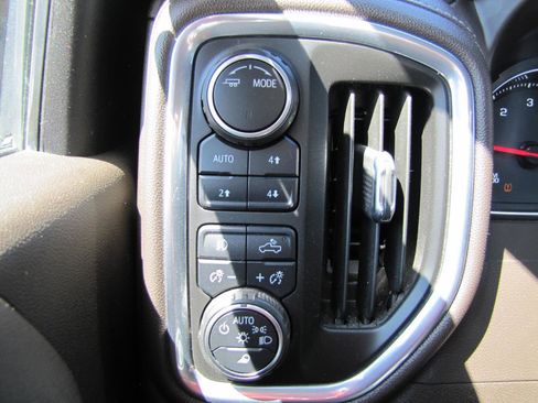 Used 2022 Chevrolet Silverado 3500 LTZ w/ LTZ Plus Package AWD/4WD image 13
