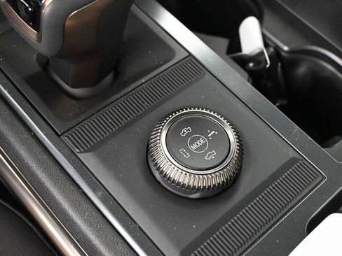 New 2025 GMC Hummer EV 2X image 18