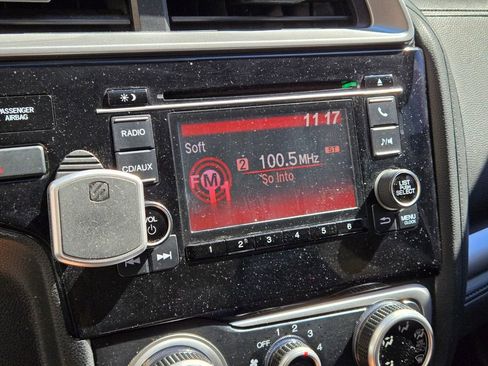 Used 2017 Honda Fit LX image 10