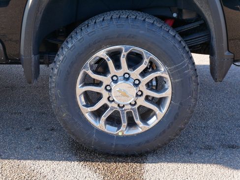 New 2026 Chevrolet Silverado 3500 LT w/ Z71 Chrome Sport Edition image 3