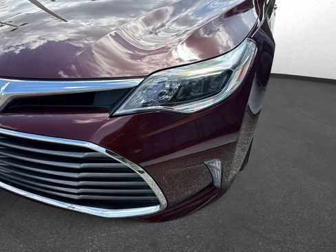 Used 2018 Toyota Avalon XLE FWD image 9