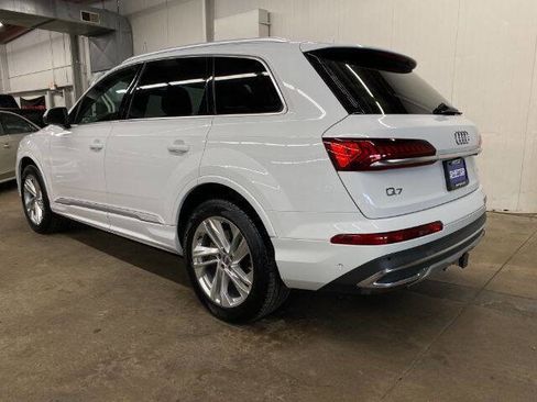 Used 2020 Audi Q7 3.0T Premium Plus image 3