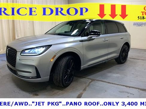 Used 2024 Lincoln Corsair AWD w/ Equipment Group 101A image 7