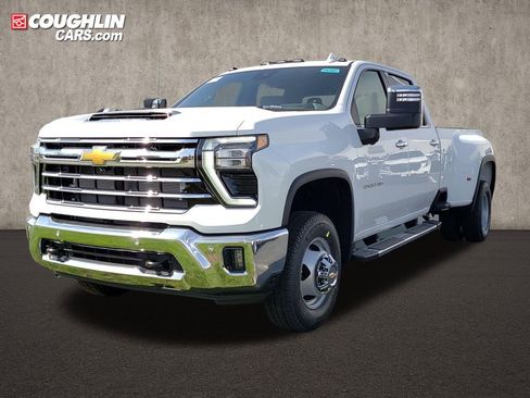 New 2026 Chevrolet Silverado 3500 LTZ w/ LTZ Plus Package AWD/4WD image 1