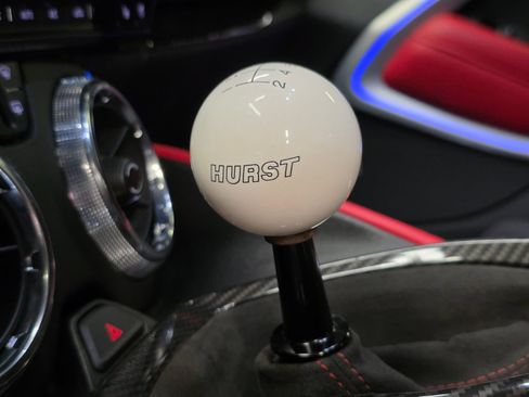 Used 2021 Chevrolet Camaro ZL1 RWD image 5
