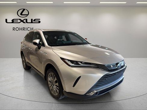 Used 2021 Toyota Venza Limited w/ Advanced Technology Package image 4