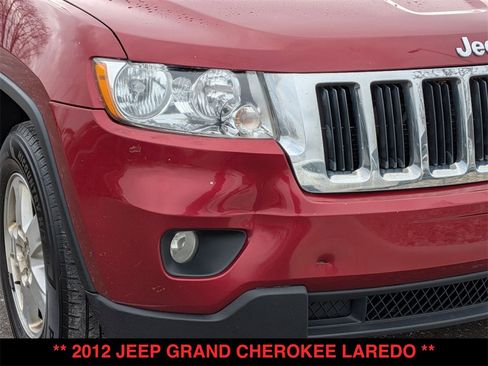 Used 2012 Jeep Grand Cherokee Laredo w/ Laredo E Group image 13