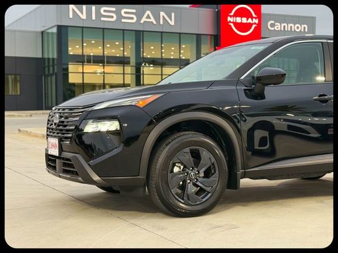 New 2026 Nissan Rogue SV w/ Cold Weather Package FWD image 2