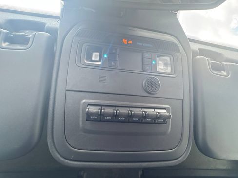 Used 2024 Ford Bronco Black Diamond AWD/4WD image 37