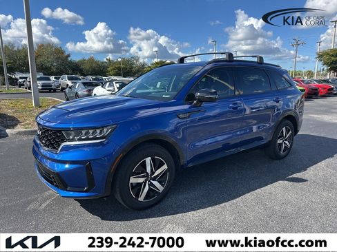 Used 2022 Kia Sorento S image 2