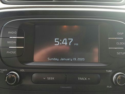 Used 2017 Kia Soul + image 24