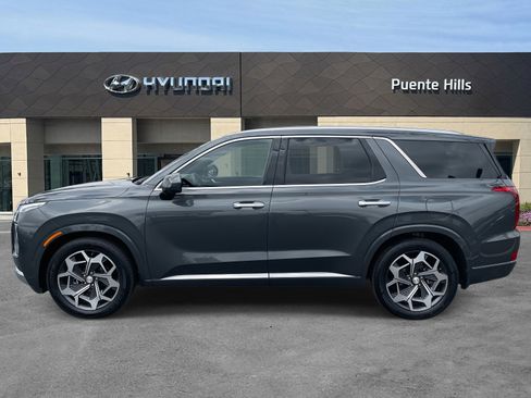 Certified 2021 Hyundai Palisade Calligraphy w/ Cargo Package image 4