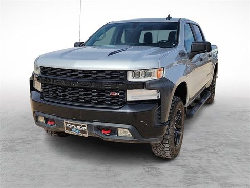 Used 2021 Chevrolet Silverado 1500 Custom Trail Boss w/ LPO, Dark Essentials Package image 4