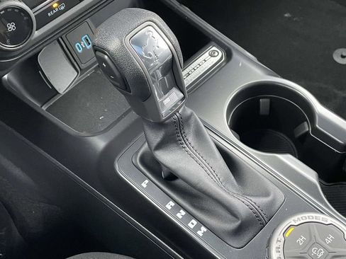 New 2025 Ford Bronco 2-Door image 30