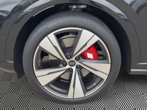 New 2025 Audi SQ5 Premium Plus AWD/4WD image 12