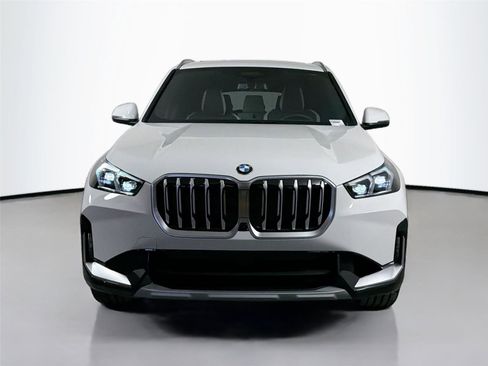 New 2026 BMW X1 xDrive28i w/ Technology Package AWD/4WD image 2